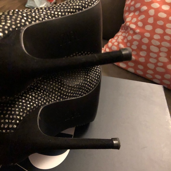 Used Zara Sparkly Mesh booties SZ 6.5 - Picture 12 of 13